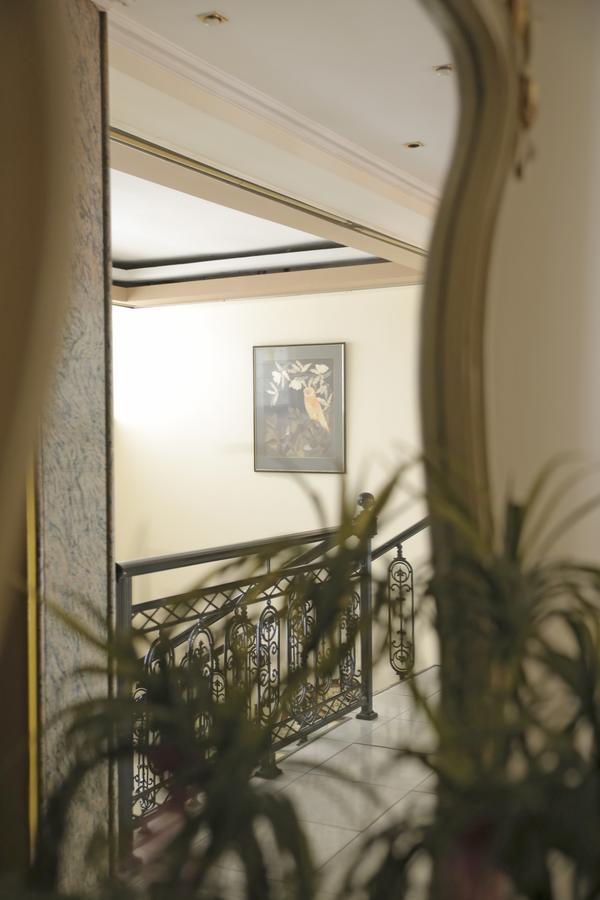 Hotel Anesi Atenas Exterior foto